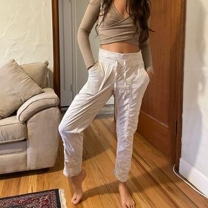 Lululemon Shirred pant